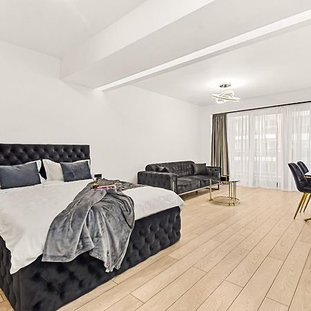 Central Deluxe By Rh Living Bucharest Luaran gambar